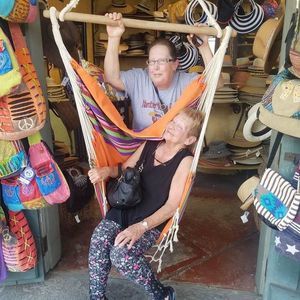 Meet your Posher, Pamela